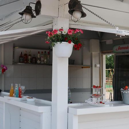 Grande Glamping With Pool Hotel Biograd na Moru Kültér fotó