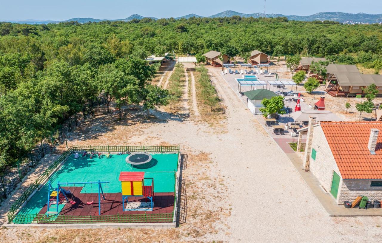 Grande Glamping With Pool Hotel Biograd na Moru Kültér fotó
