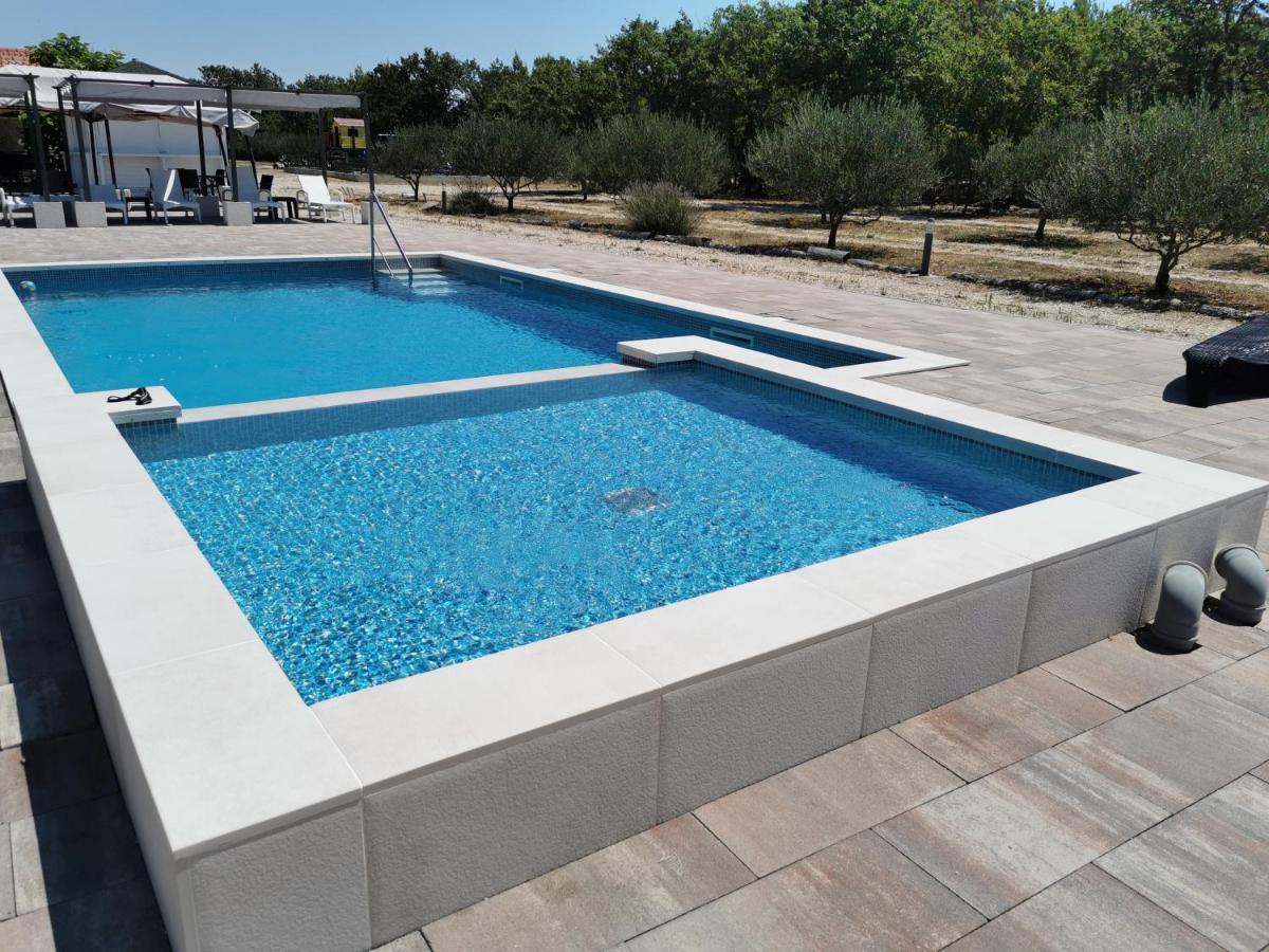 Grande Glamping With Pool Hotel Biograd na Moru Kültér fotó