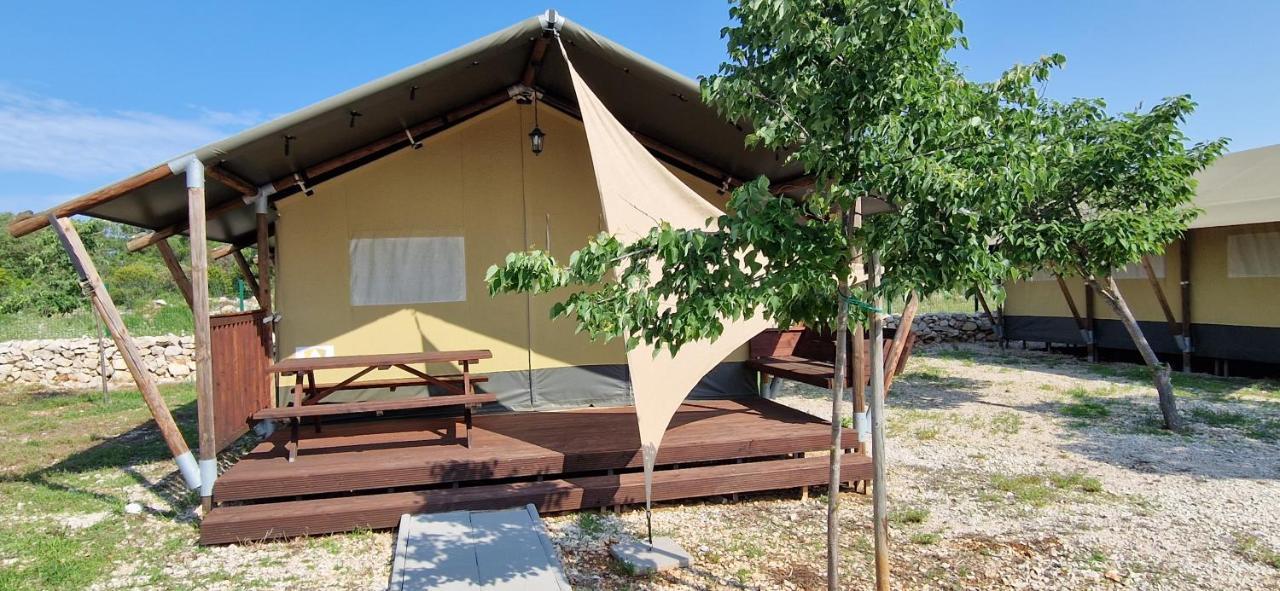 Grande Glamping With Pool Hotel Biograd na Moru Kültér fotó