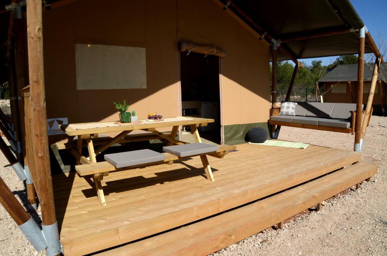 Grande Glamping With Pool Hotel Biograd na Moru Kültér fotó