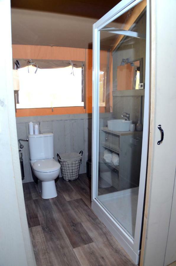 Grande Glamping With Pool Hotel Biograd na Moru Kültér fotó