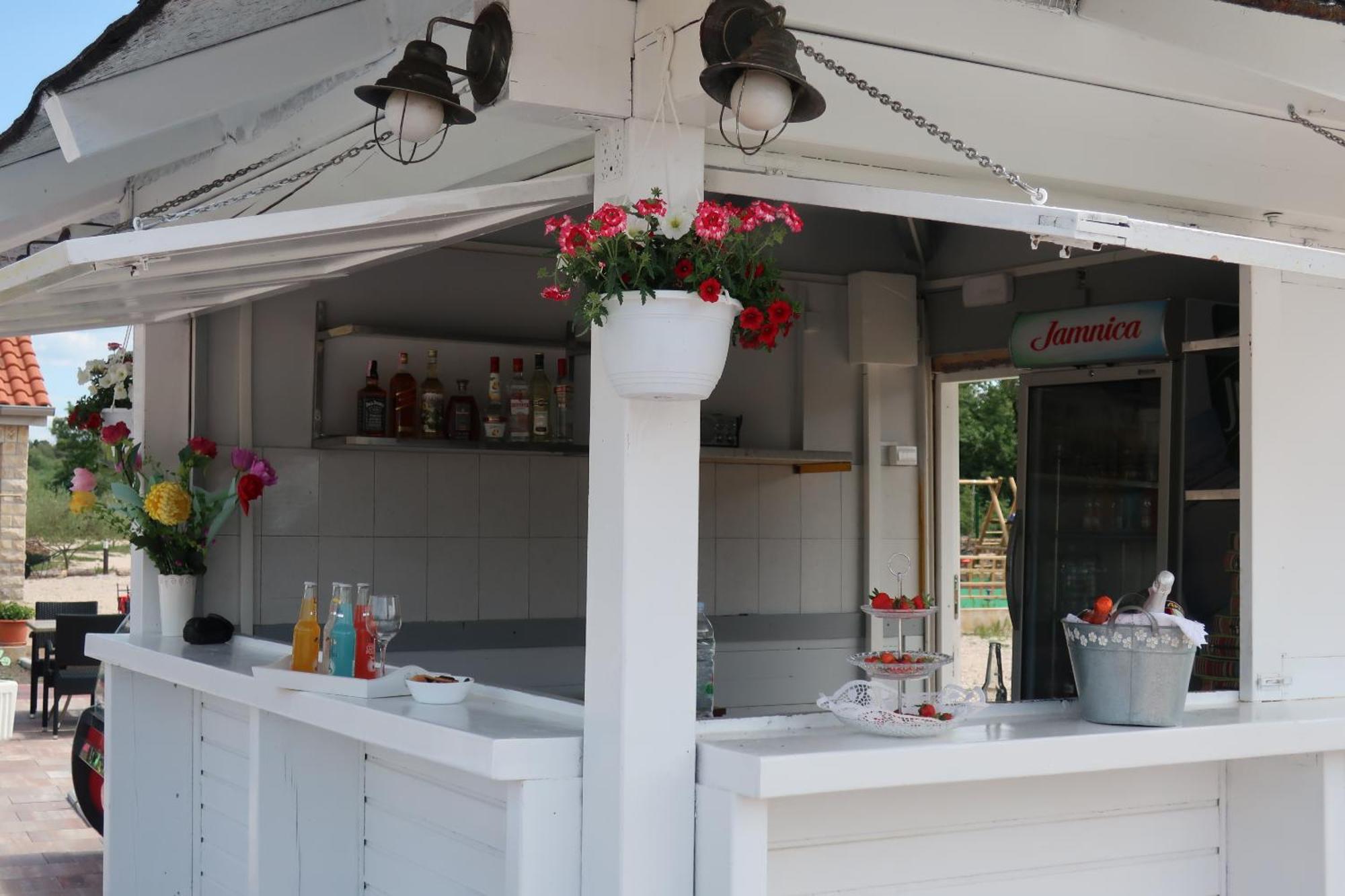 Grande Glamping With Pool Hotel Biograd na Moru Kültér fotó